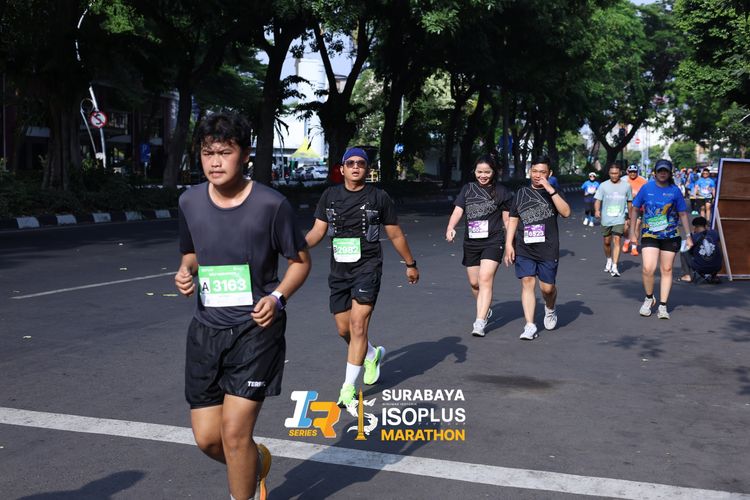 Race photo from SURABAYA ISOPLUS MARATHON 2025