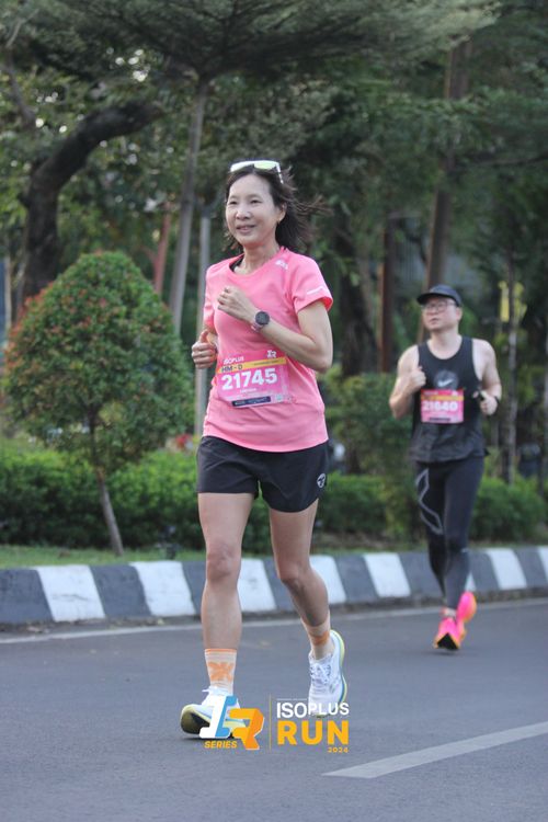 Race photo from Isoplus Run 2024 Surabaya