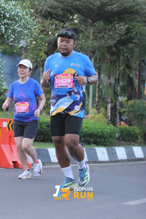 Race photo from Isoplus Run 2024 Surabaya