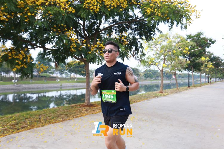 Race photo from ISOPlus Run 2024 Jakarta