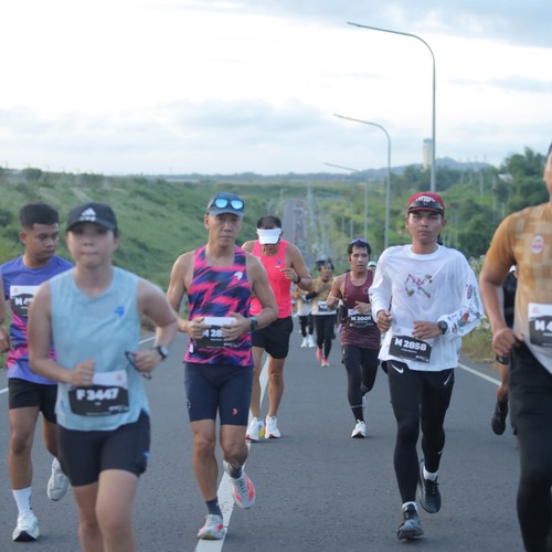 Race photo from KEDIRI HALF MARATHON 2026