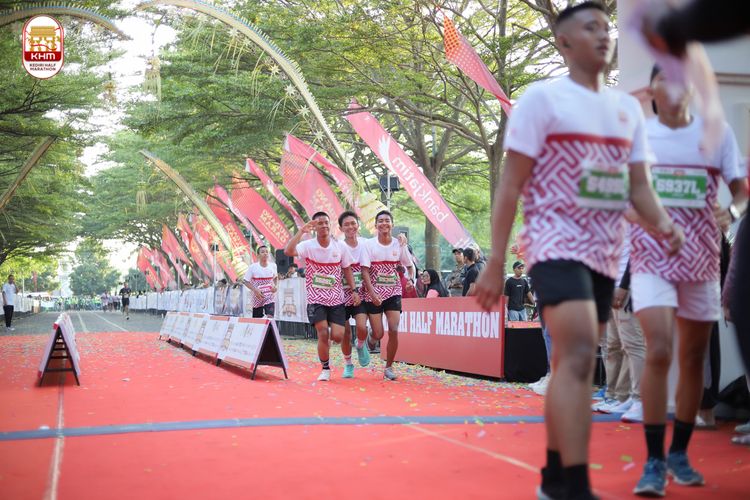 Race photo from Kediri Half Marathon 2024