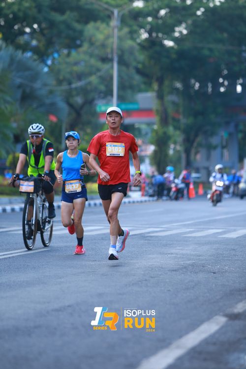 Race photo from Isoplus Run 2024 Surabaya