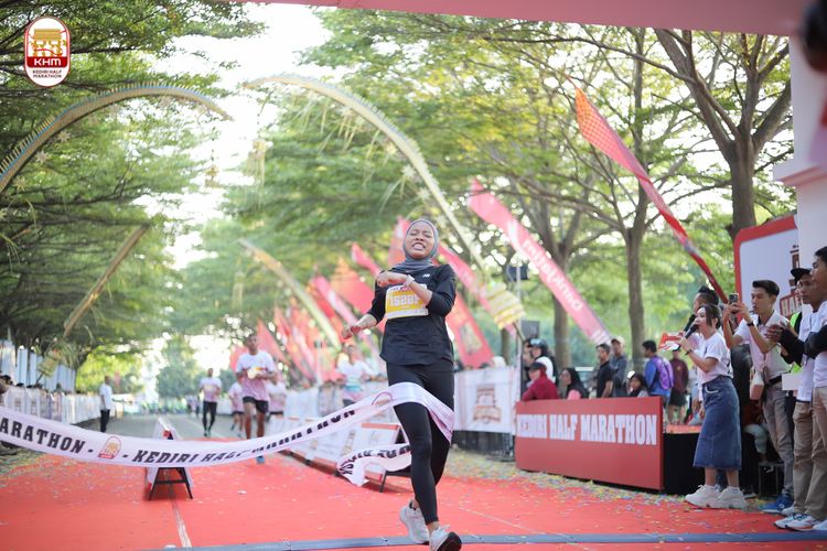 Race photo from Kediri Half Marathon 2024