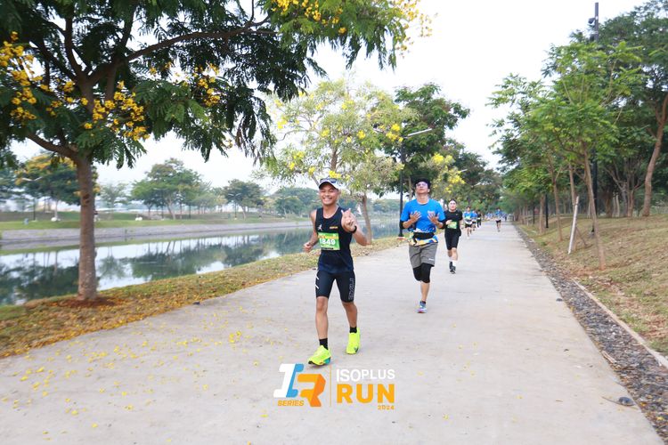 Race photo from ISOPlus Run 2024 Jakarta