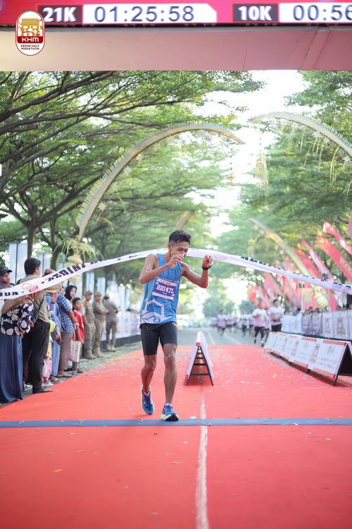 Race photo from Kediri Half Marathon 2024