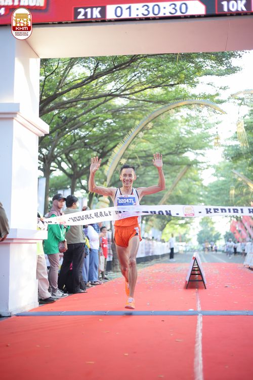 Race photo from Kediri Half Marathon 2024