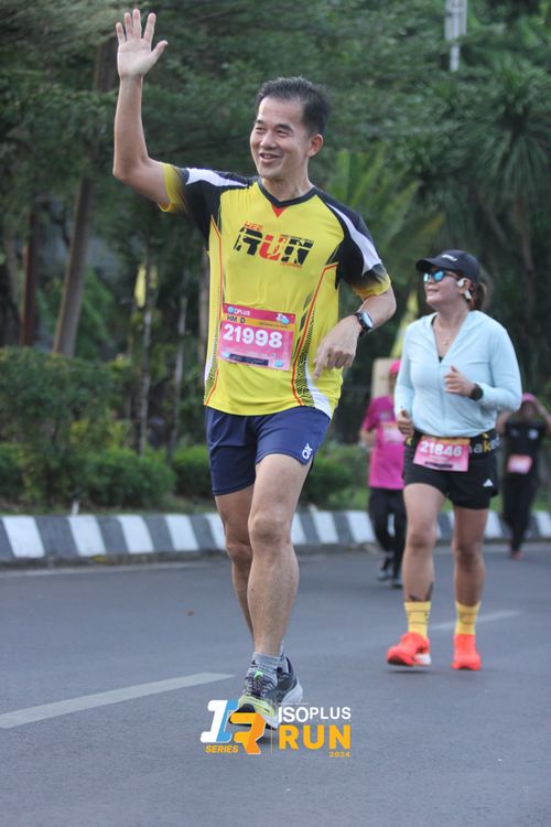 Race photo from Isoplus Run 2024 Surabaya