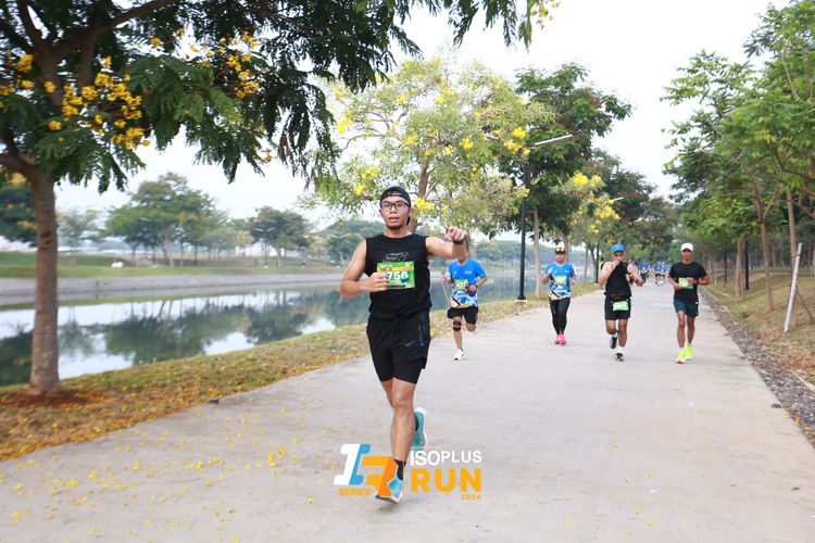 Race photo from ISOPlus Run 2024 Jakarta