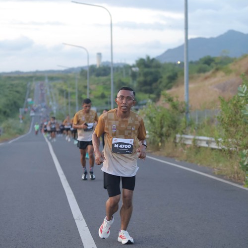 Race photo from KEDIRI HALF MARATHON 2026