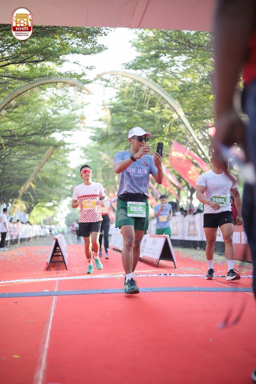 Race photo from Kediri Half Marathon 2024