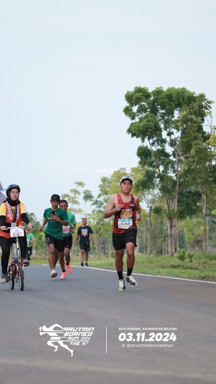 Race photo from Arutmin Borneo Run 2024