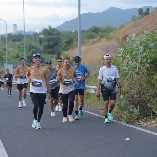 Race photo from KEDIRI HALF MARATHON 2026