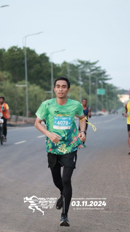 Race photo from Arutmin Borneo Run 2024