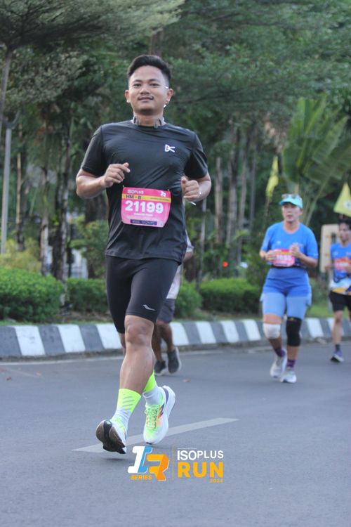 Race photo from Isoplus Run 2024 Surabaya