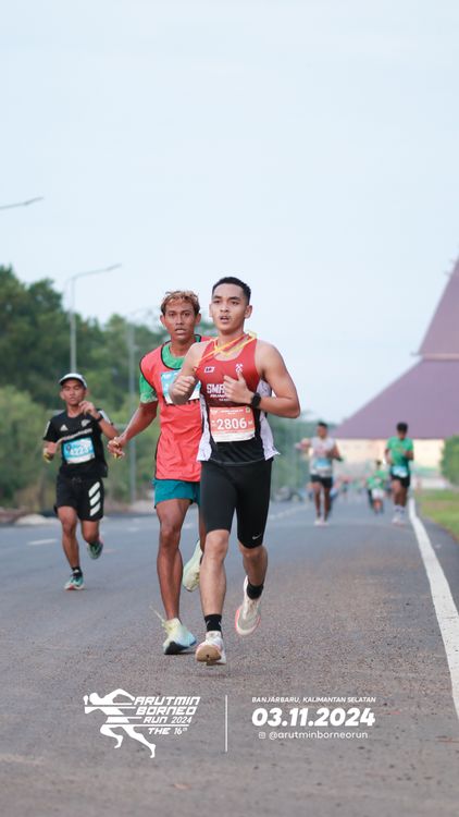 Race photo from Arutmin Borneo Run 2024