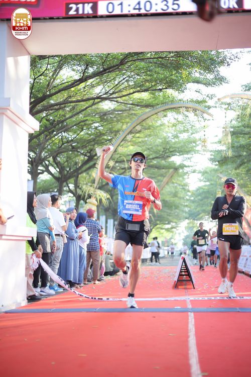 Race photo from Kediri Half Marathon 2024