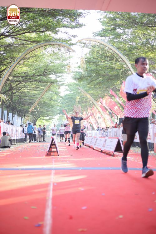Race photo from Kediri Half Marathon 2024
