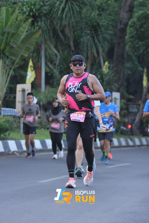 Race photo from Isoplus Run 2024 Surabaya