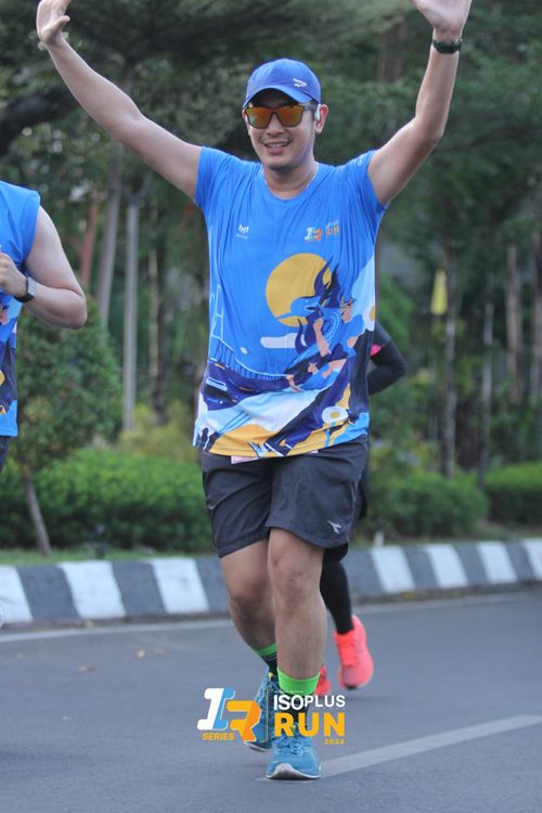 Race photo from Isoplus Run 2024 Surabaya