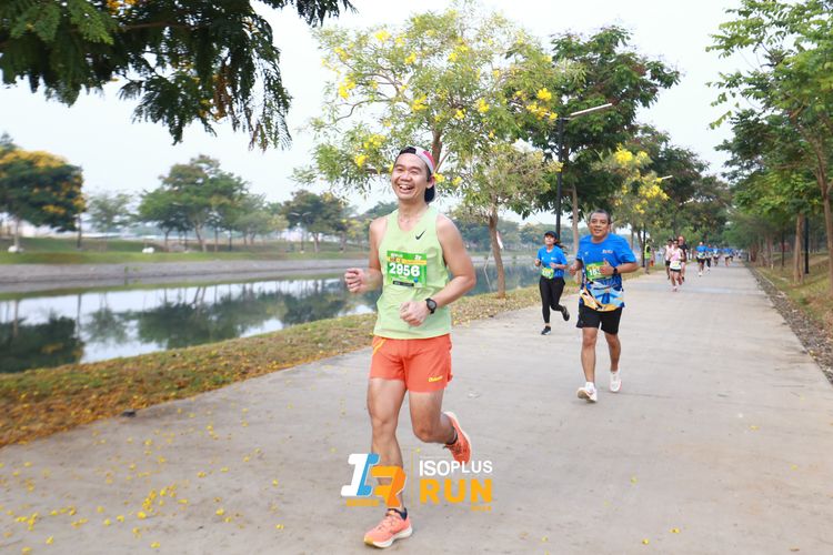Race photo from ISOPlus Run 2024 Jakarta