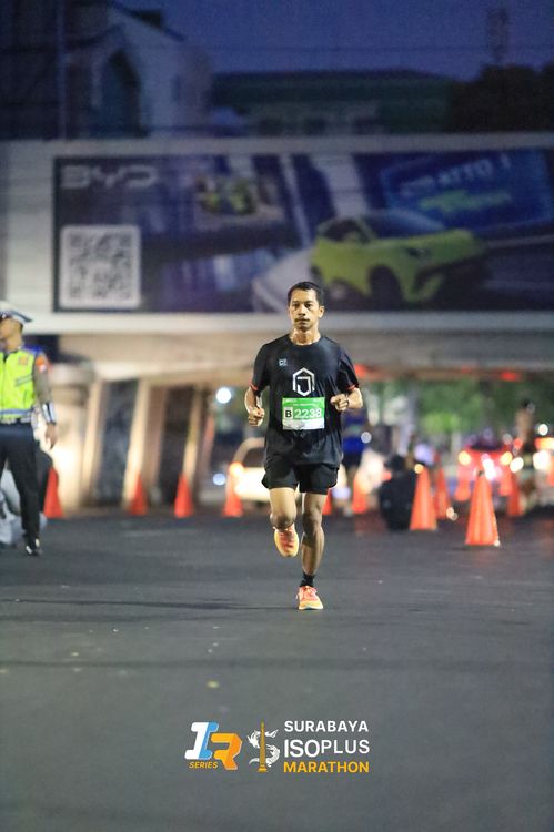 Race photo from SURABAYA ISOPLUS MARATHON 2025