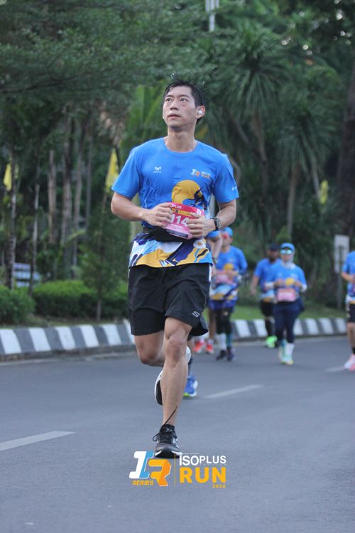 Race photo from Isoplus Run 2024 Surabaya