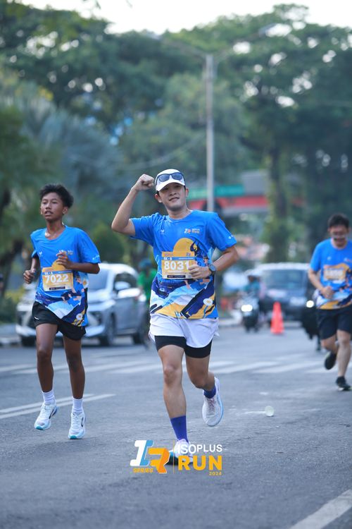 Race photo from Isoplus Run 2024 Surabaya