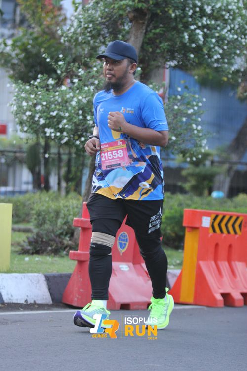 Race photo from Isoplus Run 2024 Surabaya