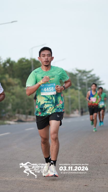 Race photo from Arutmin Borneo Run 2024