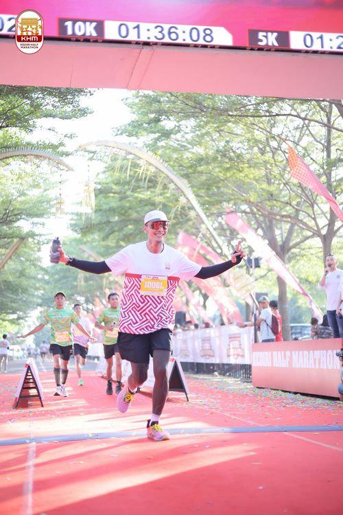 Race photo from Kediri Half Marathon 2024