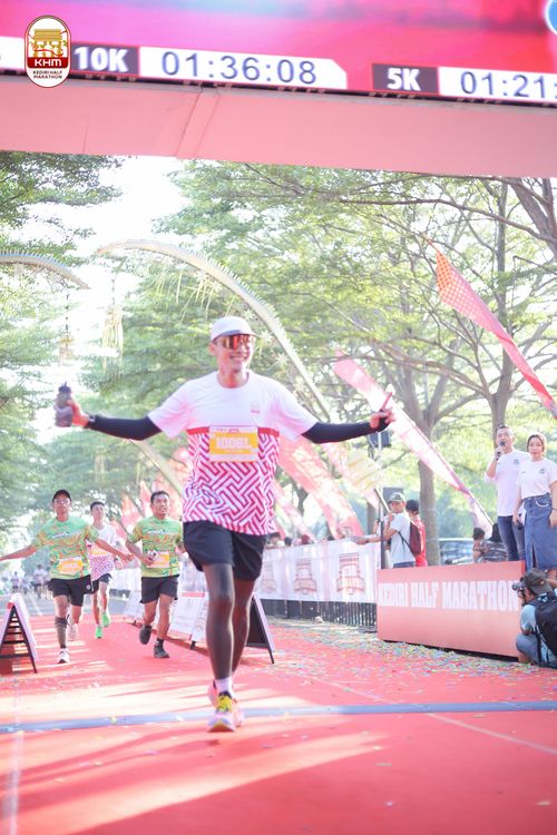 Race photo from Kediri Half Marathon 2024