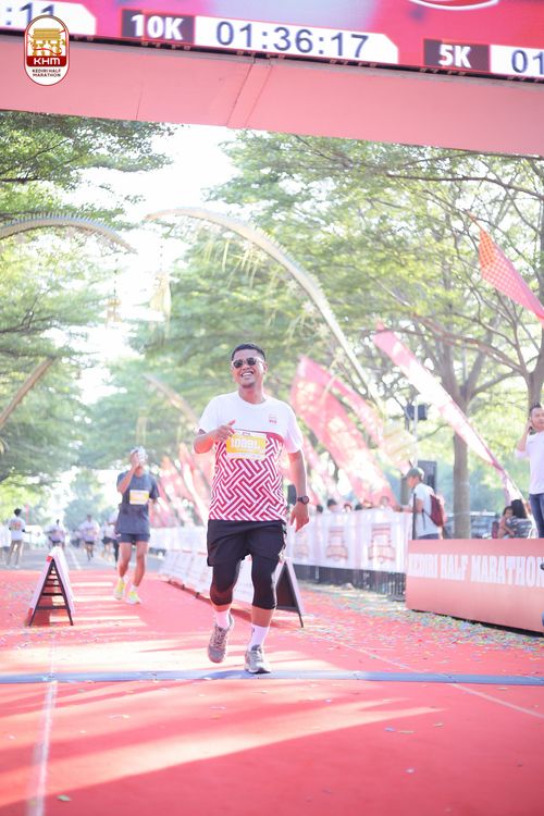 Race photo from Kediri Half Marathon 2024