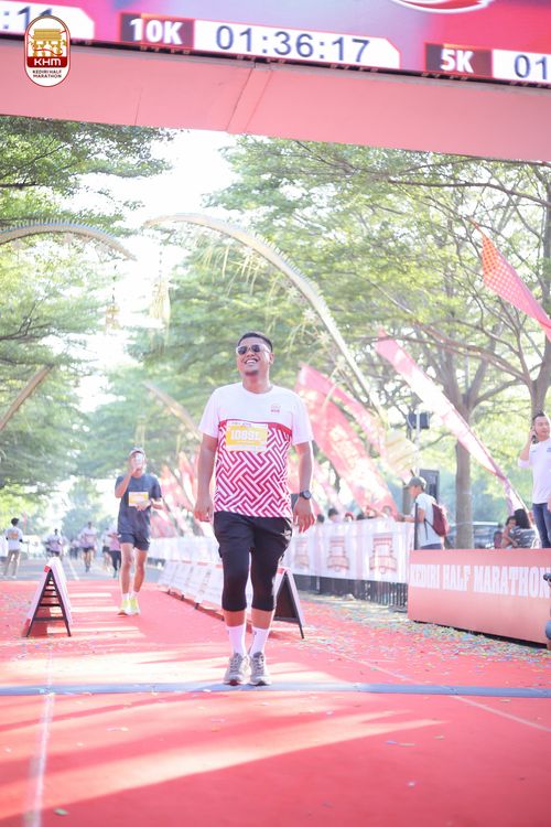Race photo from Kediri Half Marathon 2024