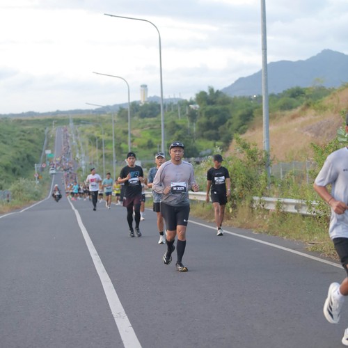 Race photo from KEDIRI HALF MARATHON 2026