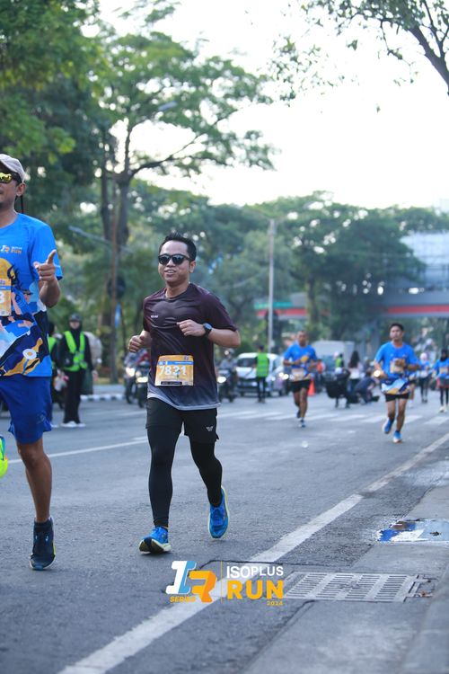 Race photo from Isoplus Run 2024 Surabaya