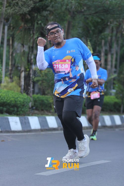 Race photo from Isoplus Run 2024 Surabaya