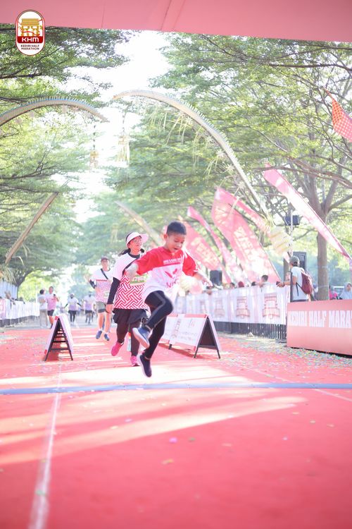 Race photo from Kediri Half Marathon 2024
