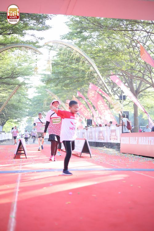 Race photo from Kediri Half Marathon 2024