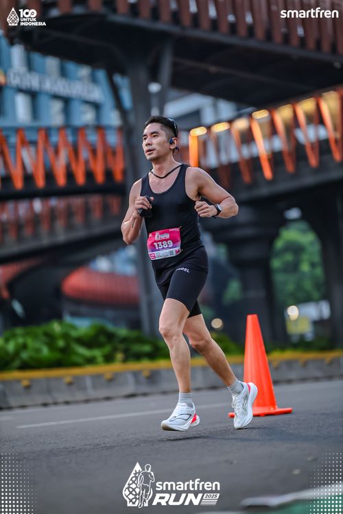 Race photo from Smartfren Run 2025 