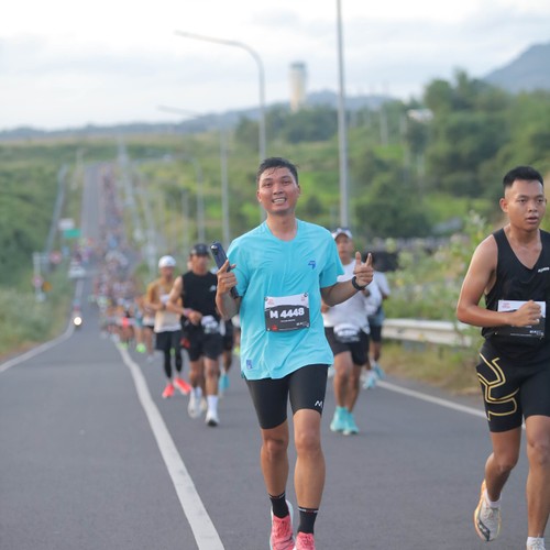 Race photo from KEDIRI HALF MARATHON 2026