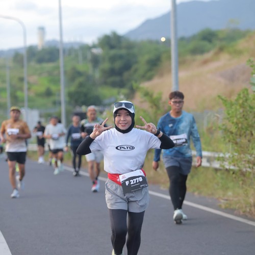Race photo from KEDIRI HALF MARATHON 2026
