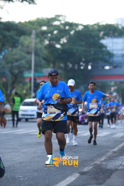 Race photo from Isoplus Run 2024 Surabaya
