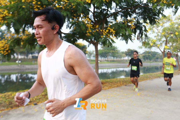 Race photo from ISOPlus Run 2024 Jakarta