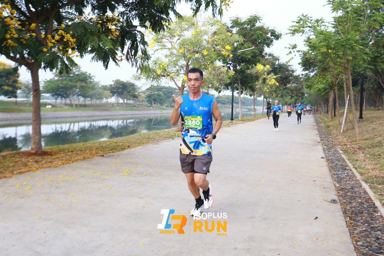 Race photo from ISOPlus Run 2024 Jakarta