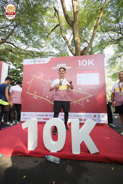 Race photo from Kediri Half Marathon 2024
