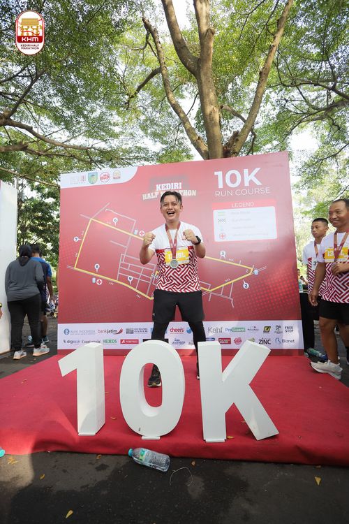 Race photo from Kediri Half Marathon 2024