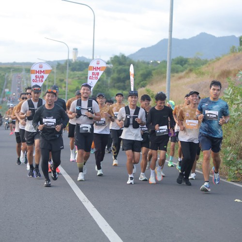 Race photo from KEDIRI HALF MARATHON 2026