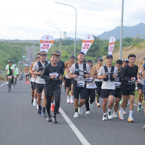 Race photo from KEDIRI HALF MARATHON 2026