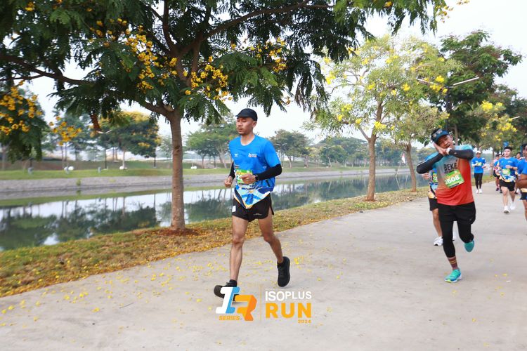 Race photo from ISOPlus Run 2024 Jakarta